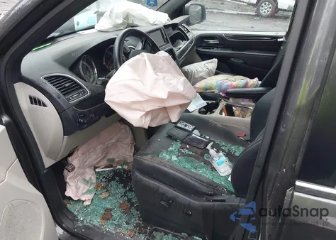 2017 Dodge Grand Caravan Sxt z USA, uszkodzony, nr VIN 2C4RDGCG0HR630874